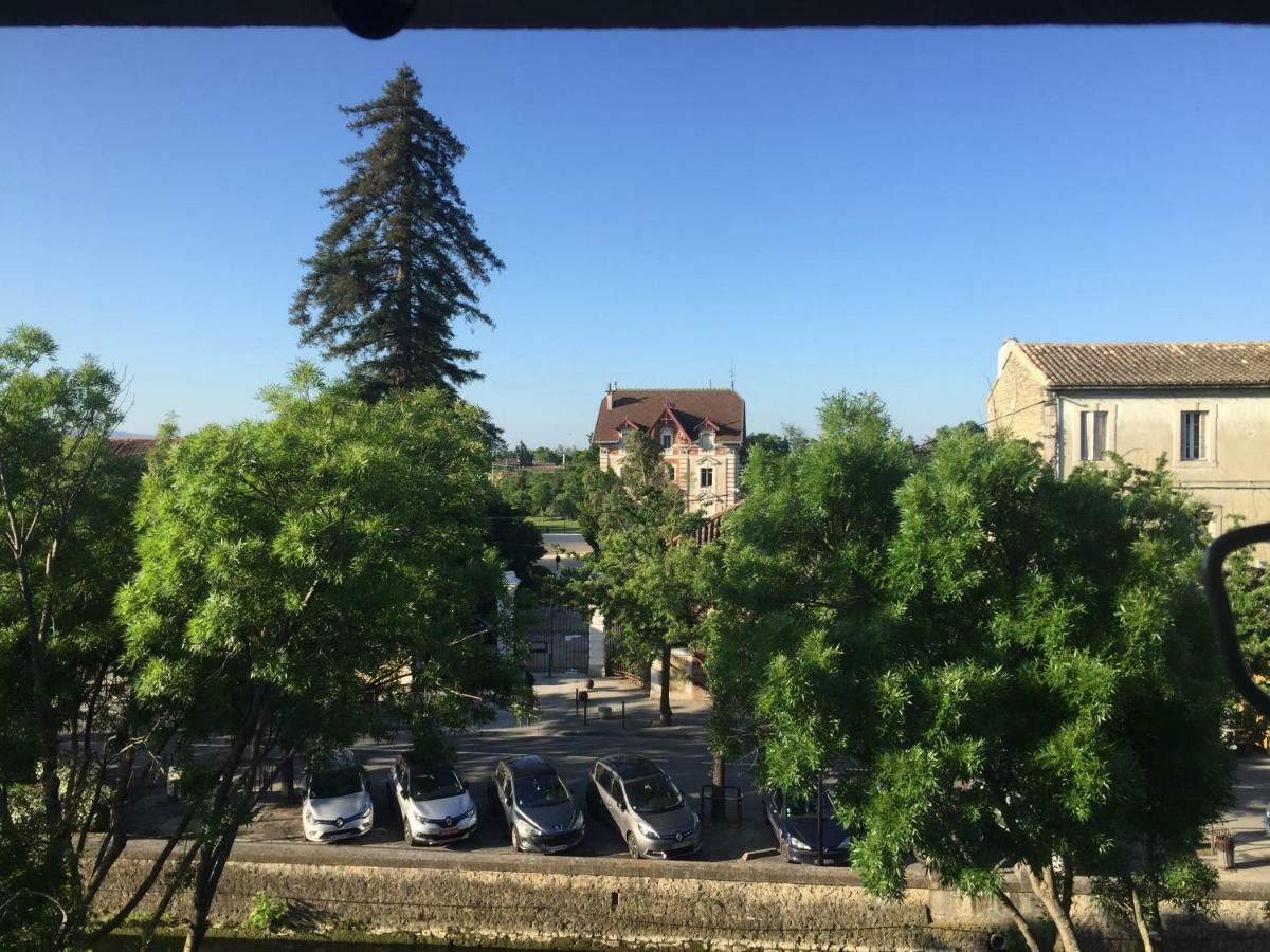 Suite Sur La Sorgue LʼIsle-sur-la-Sorgue Esterno foto
