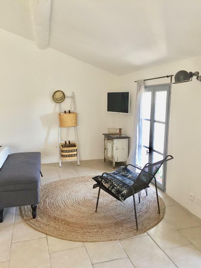 Suite Sur La Sorgue LʼIsle-sur-la-Sorgue Esterno foto